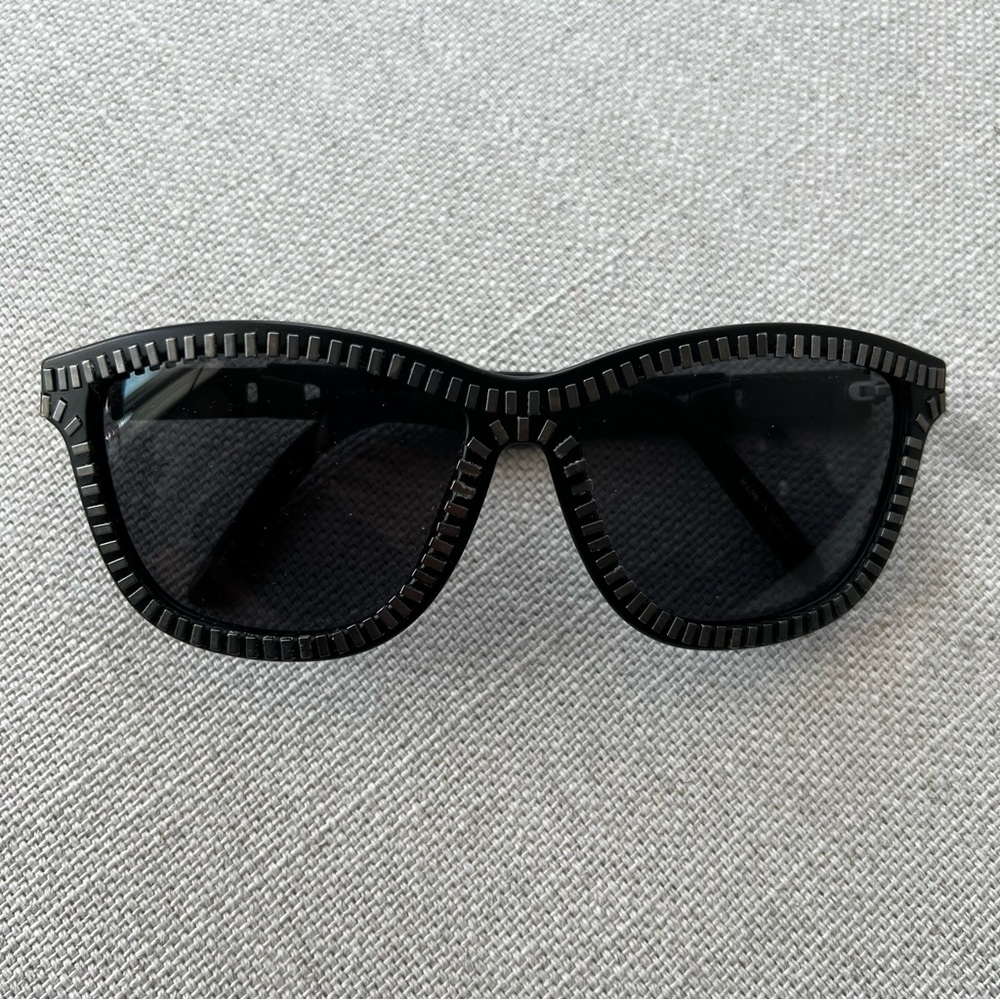 Alexander Wang x Linda Farrow Zipper-Trimmed Wayfarer Sunglasses - Picture 6 of 16